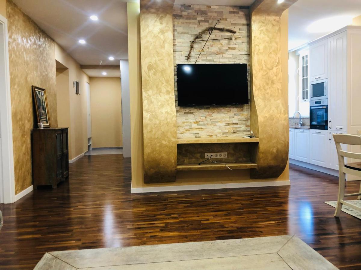 Swiss Central Luxury Apartment 132M2 Сараєво Екстер'єр фото