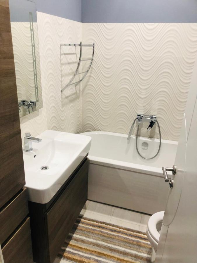 Swiss Central Luxury Apartment 132M2 Сараєво Екстер'єр фото